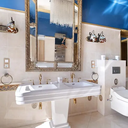 Le Manoir Provencale Avec Piscine Villa Saint-Raphael (Var)