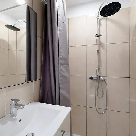 Le Manoir Provencale Avec Piscine *