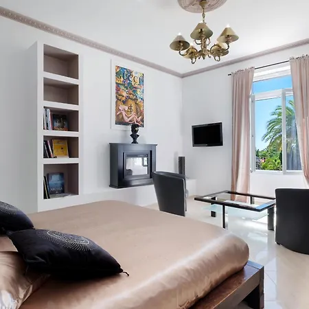 Le Manoir Provencale Avec Piscine Villa *